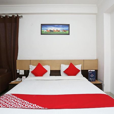 Cyber Inn Gurgaon Luaran gambar