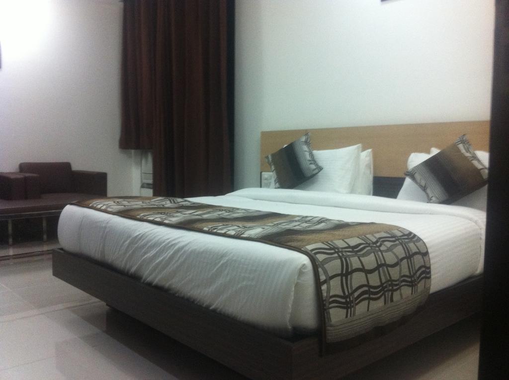Cyber Inn Gurgaon Luaran gambar