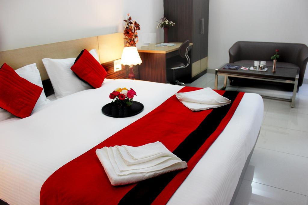 Cyber Inn Gurgaon Bilik gambar