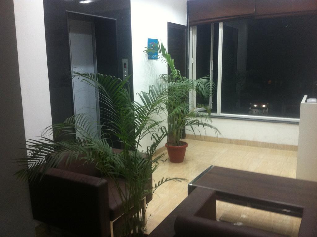 Cyber Inn Gurgaon Luaran gambar