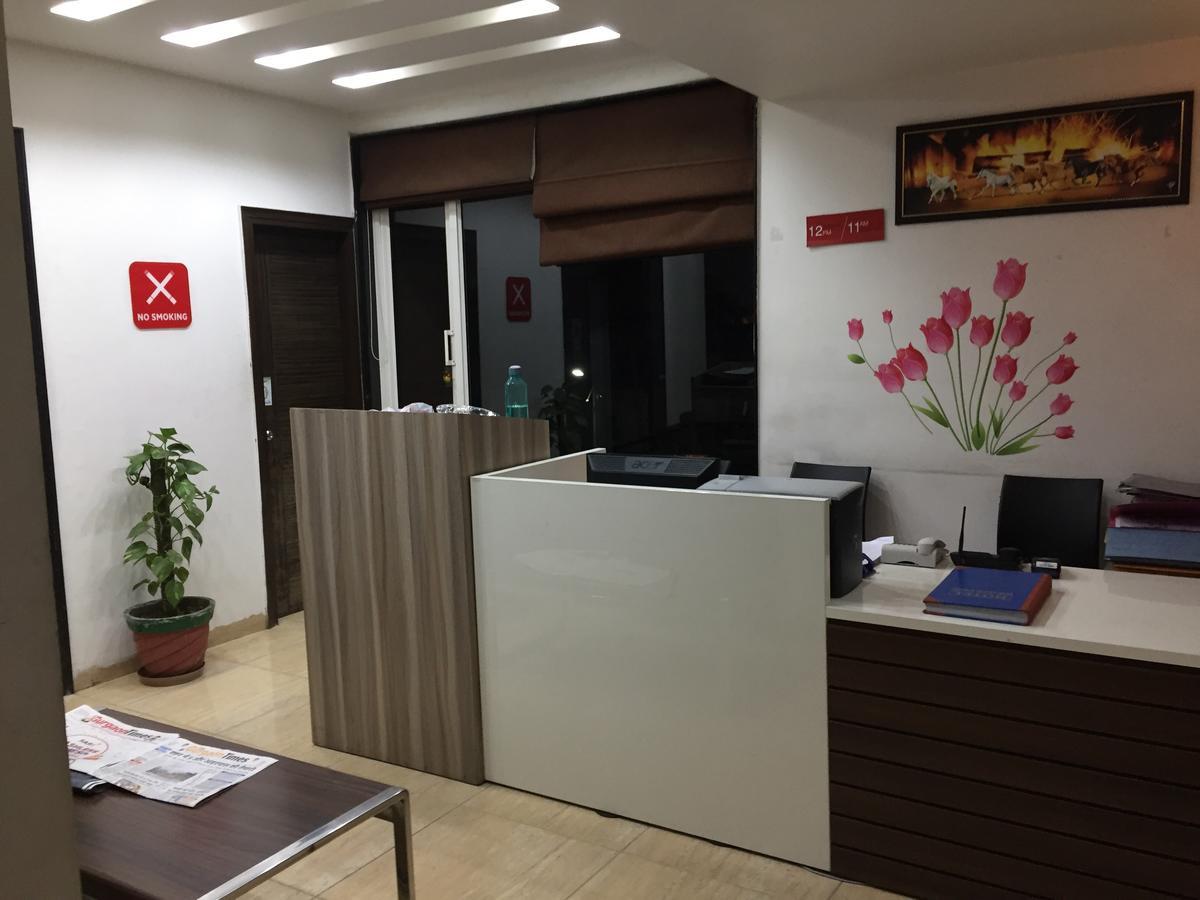 Cyber Inn Gurgaon Luaran gambar